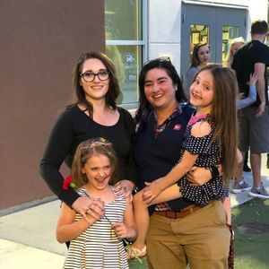 Meet your Posher, Dana